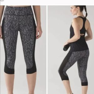 Lululemon Fit Physique cropped leggings 10
